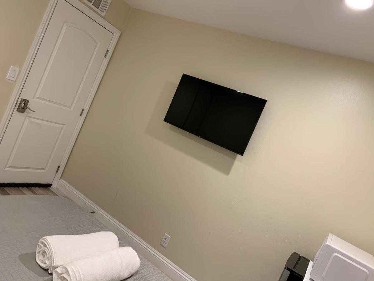 Lovely In Private House Near Disneyland